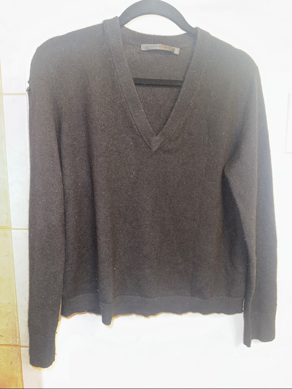 Jenni Kayne Flynn v neck black 100% cashmere sweater size XS - Picture 4 of 9